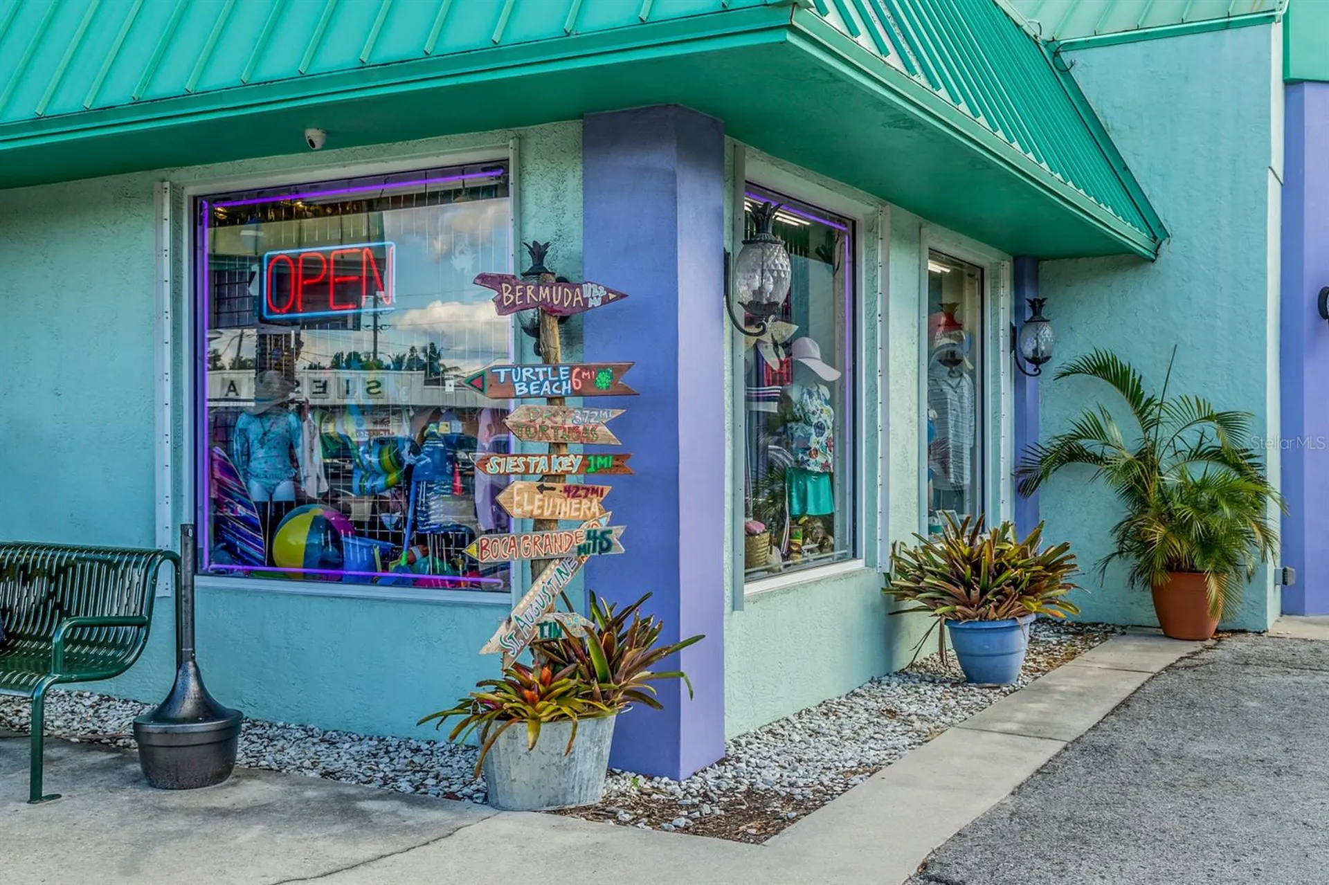 16372 Winburn Drive Sarasota FL 34240