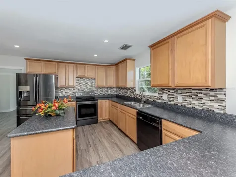 16372 Winburn Drive Sarasota FL 34240