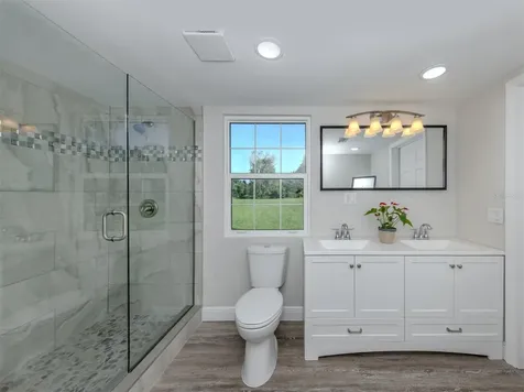 16372 Winburn Drive Sarasota FL 34240