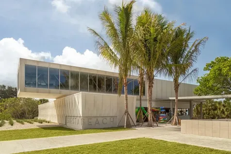 16372 Winburn Drive Sarasota FL 34240