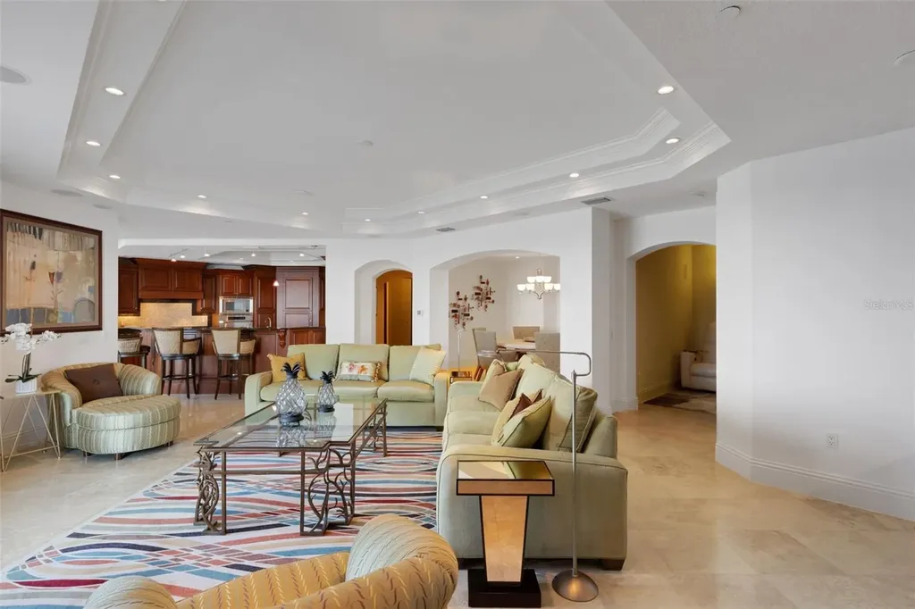 464 Golden Gate Point Sarasota FL 34236