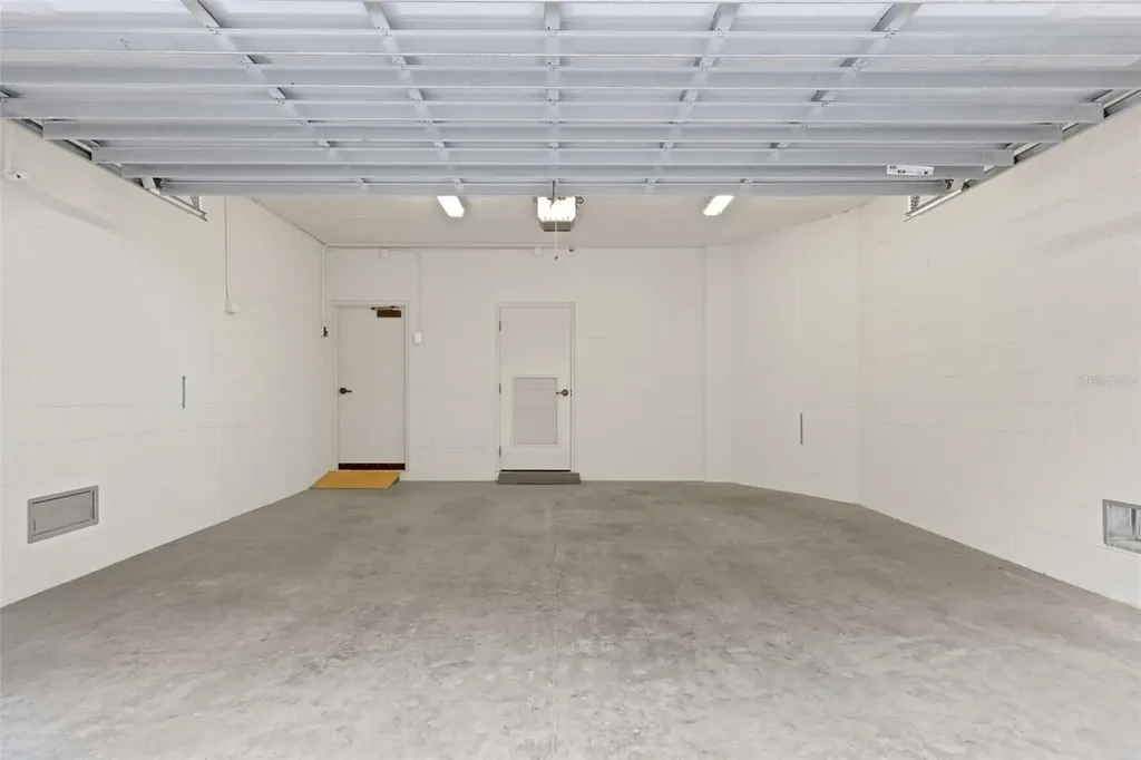 464 Golden Gate Point Sarasota FL 34236