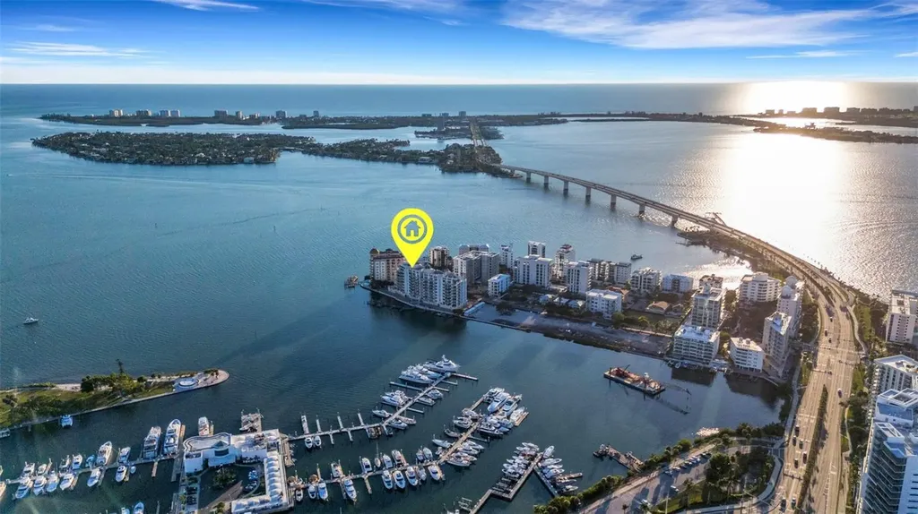 464 Golden Gate Point Sarasota FL 34236