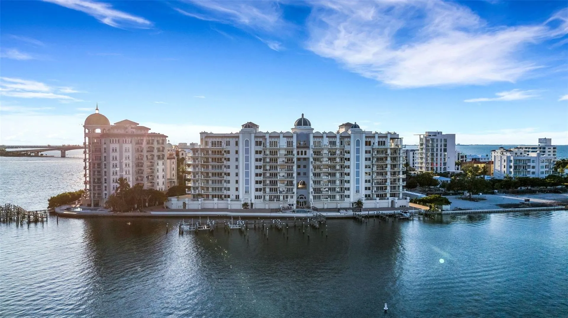 464 Golden Gate Point Sarasota FL 34236