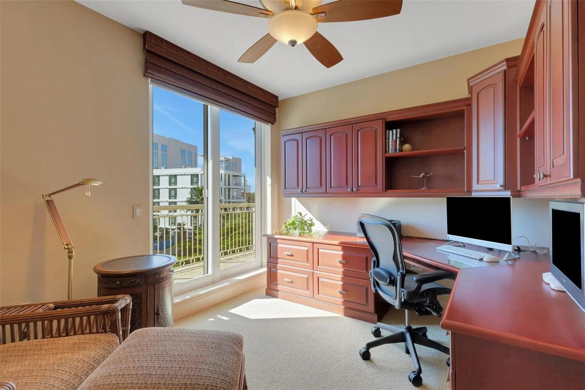 464 Golden Gate Point Sarasota FL 34236