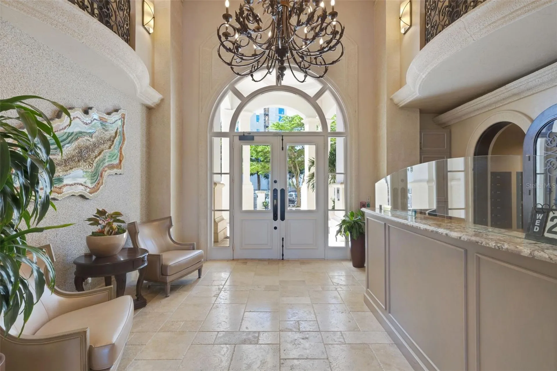 464 Golden Gate Point Sarasota FL 34236