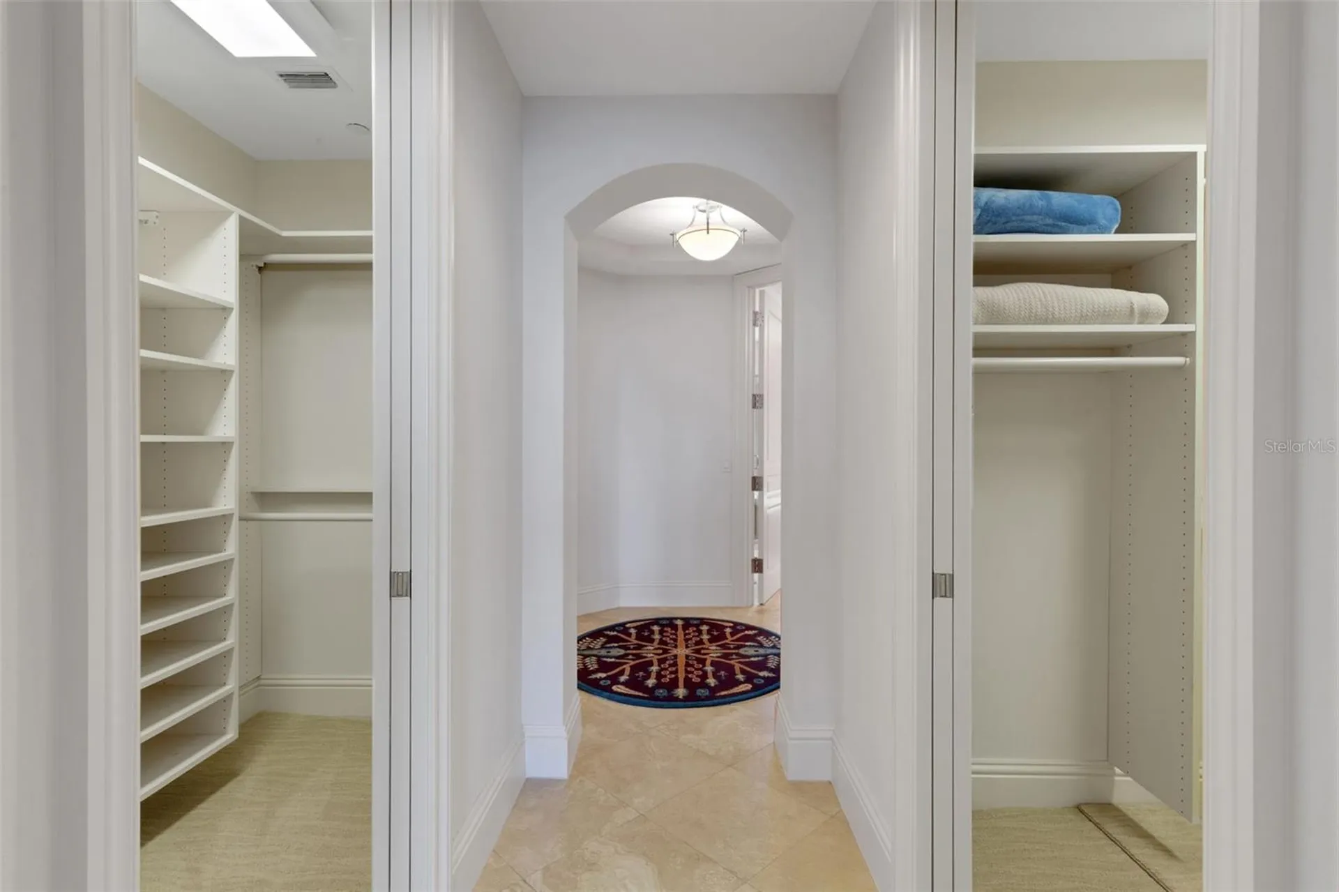 464 Golden Gate Point Sarasota FL 34236