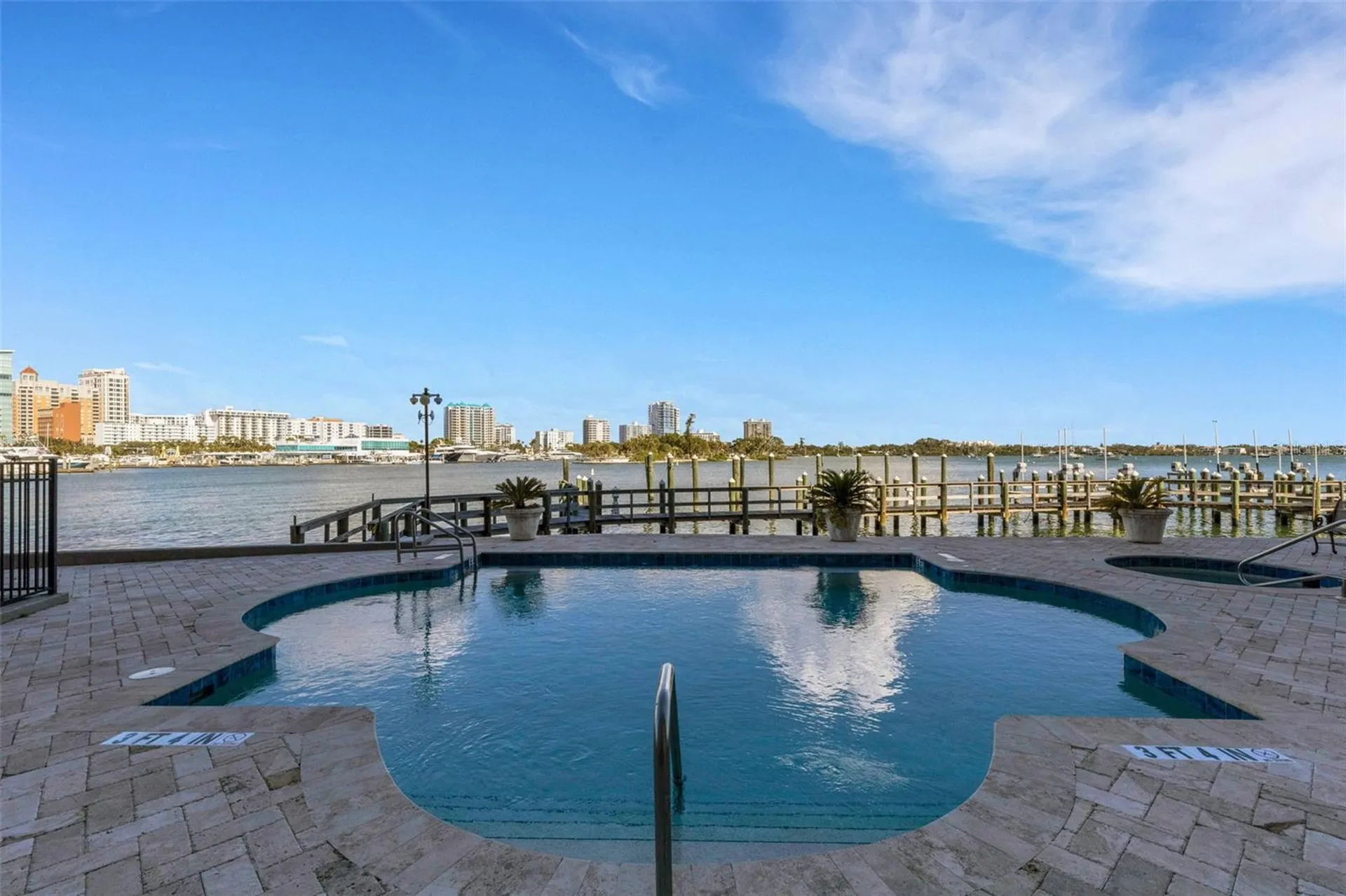 464 Golden Gate Point Sarasota FL 34236