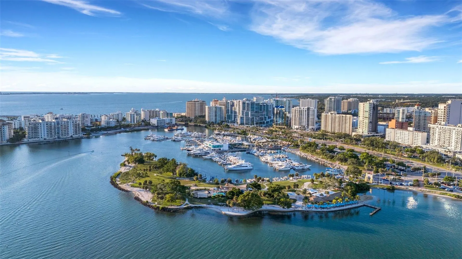 464 Golden Gate Point Sarasota FL 34236