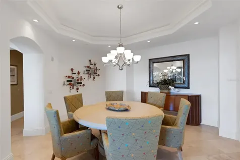 464 Golden Gate Point Sarasota FL 34236