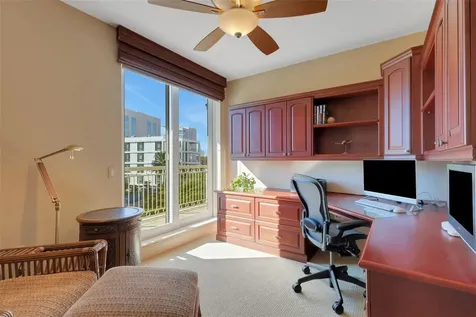 464 Golden Gate Point Sarasota FL 34236