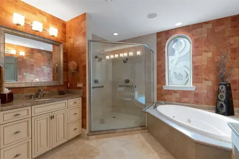 464 Golden Gate Point Sarasota FL 34236