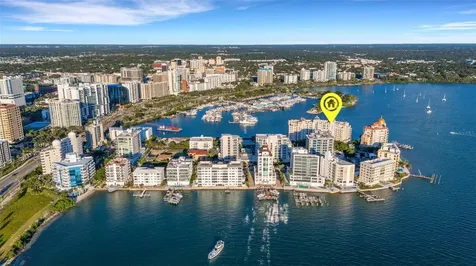 464 Golden Gate Point Sarasota FL 34236