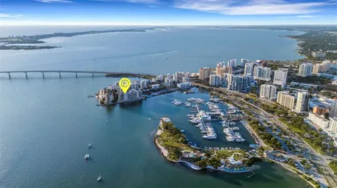 464 Golden Gate Point Sarasota FL 34236