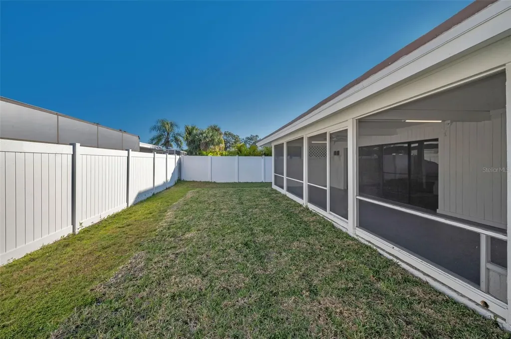 1695 Clearwater Harbor Drive Largo FL 33770