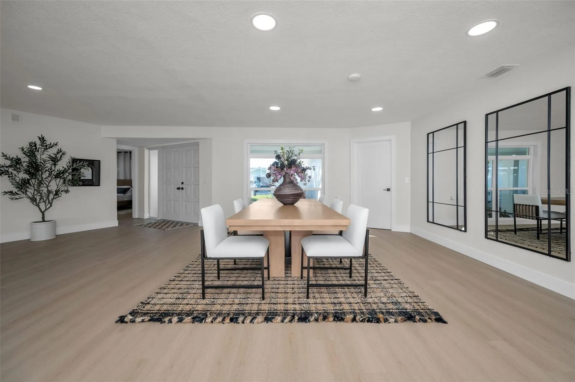 1695 Clearwater Harbor Drive Largo FL 33770