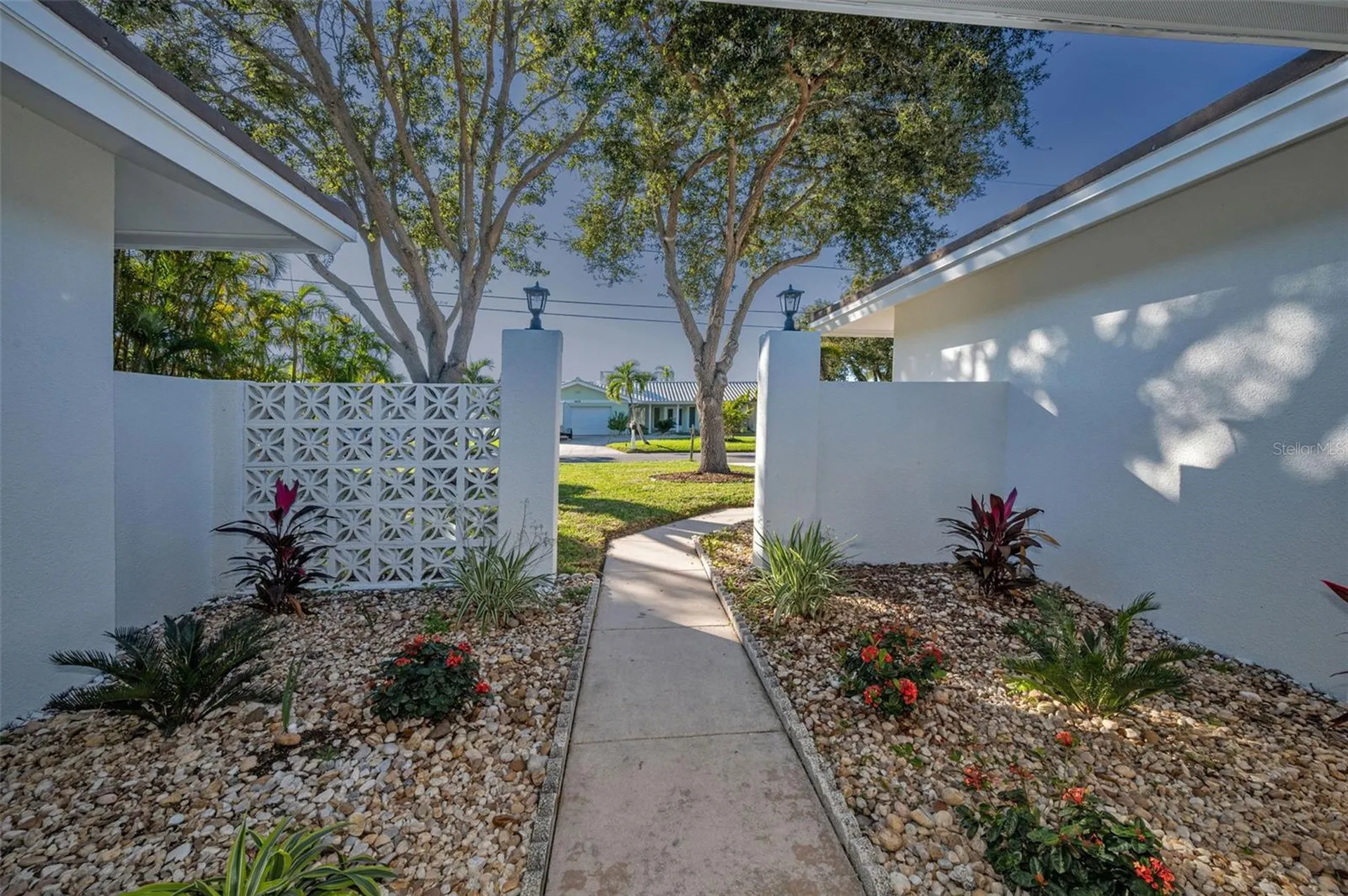 1695 Clearwater Harbor Drive Largo FL 33770