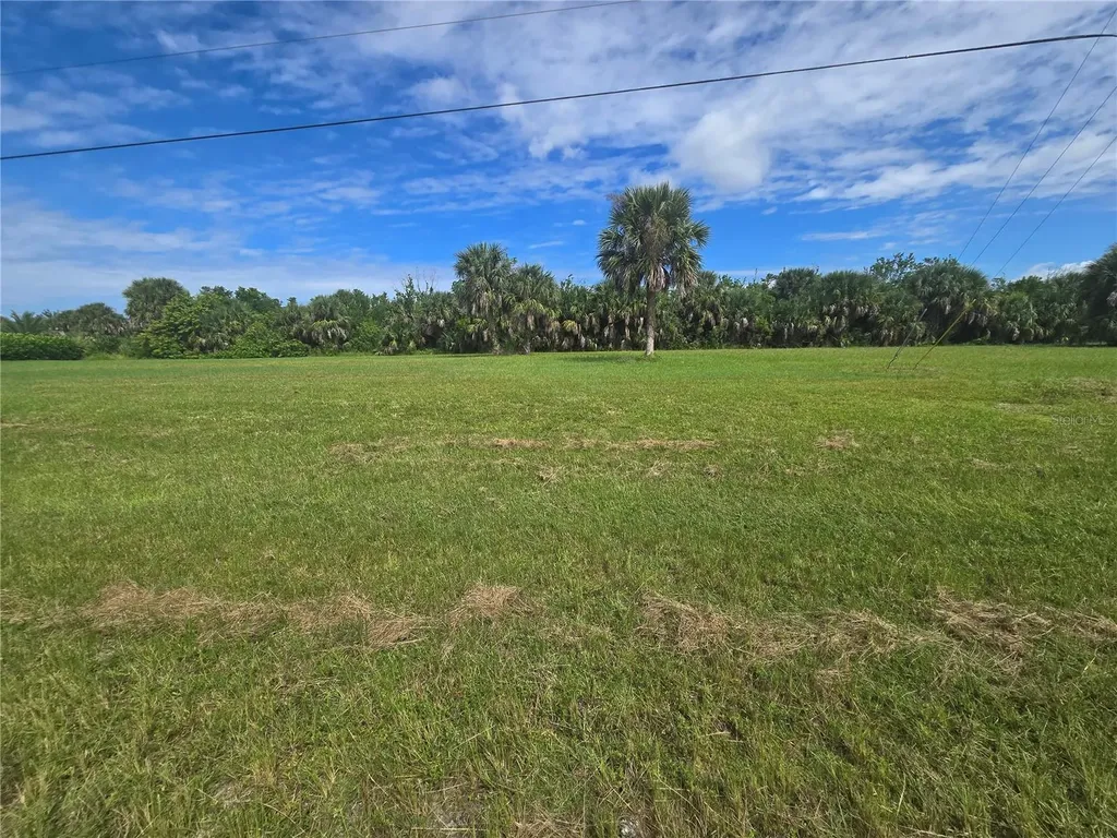 16955 Acapulco Road Punta Gorda FL 33955