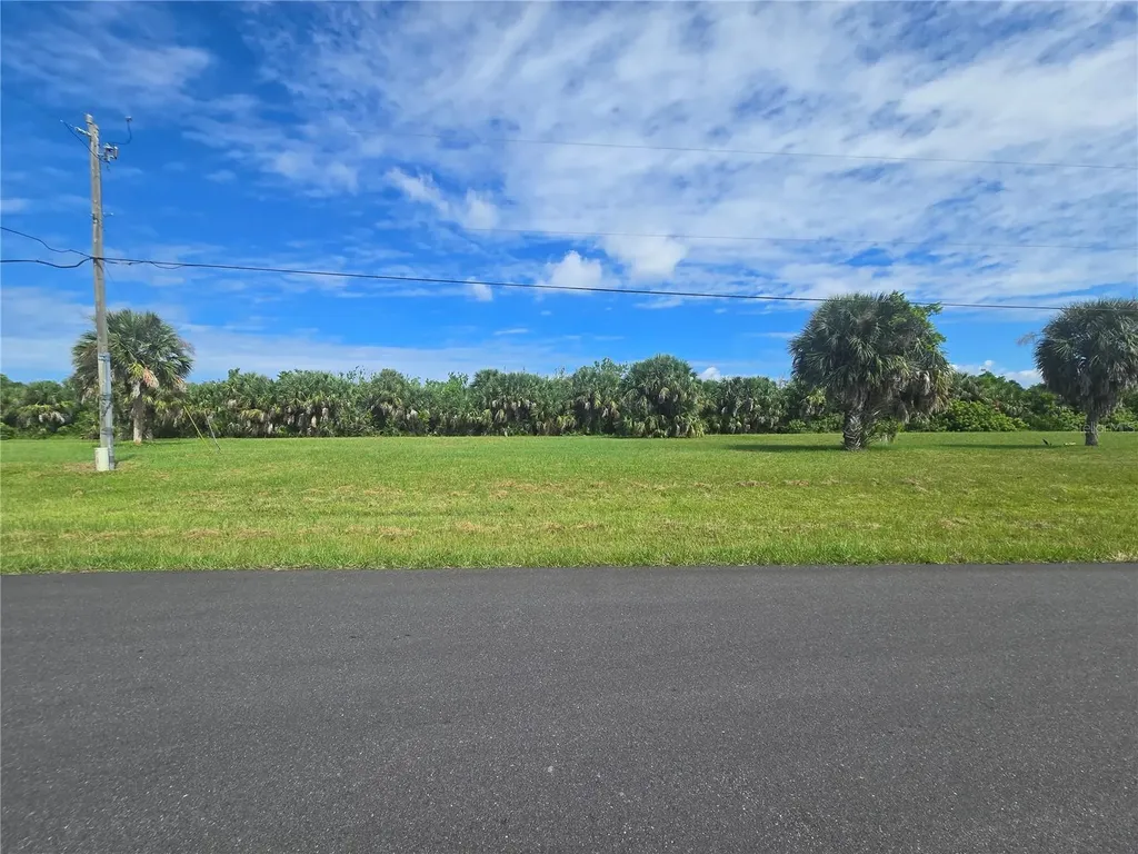 16947 Acapulco Road Punta Gorda FL 33955