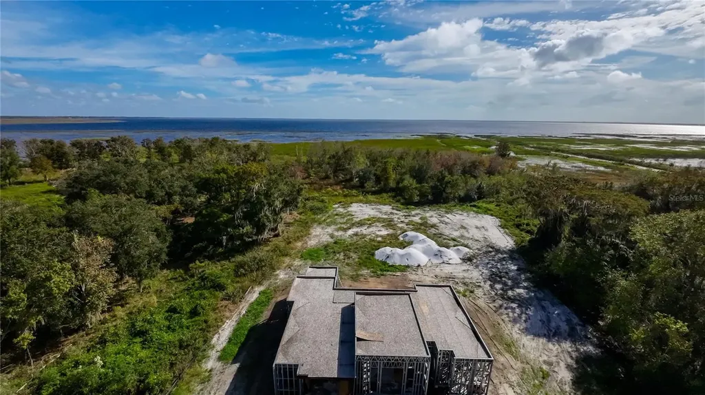 71 E Lake Shore Boulevard Kissimmee FL 34744