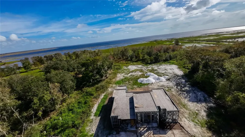 71 E Lake Shore Boulevard Kissimmee FL 34744