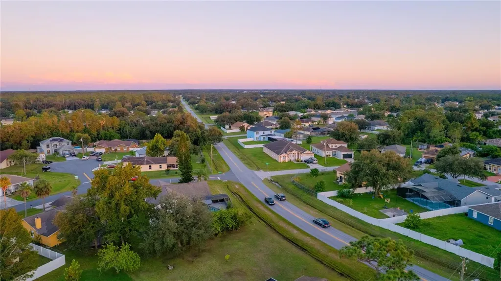 702 Del Rio Way Kissimmee FL 34758