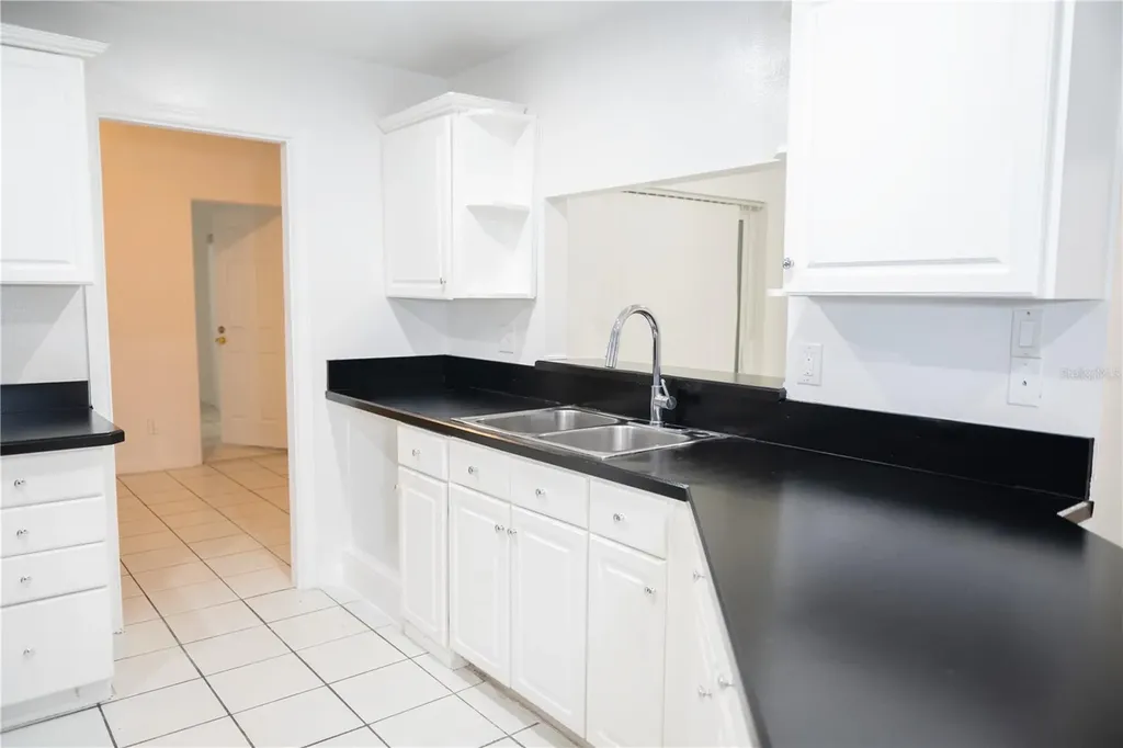 702 Del Rio Way Kissimmee FL 34758