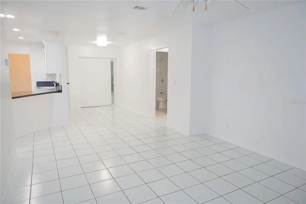 702 Del Rio Way Kissimmee FL 34758