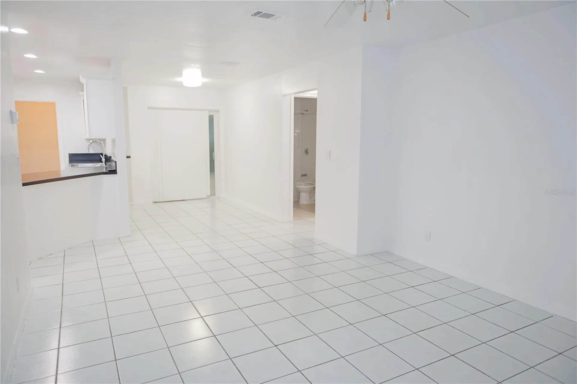 702 Del Rio Way Kissimmee FL 34758