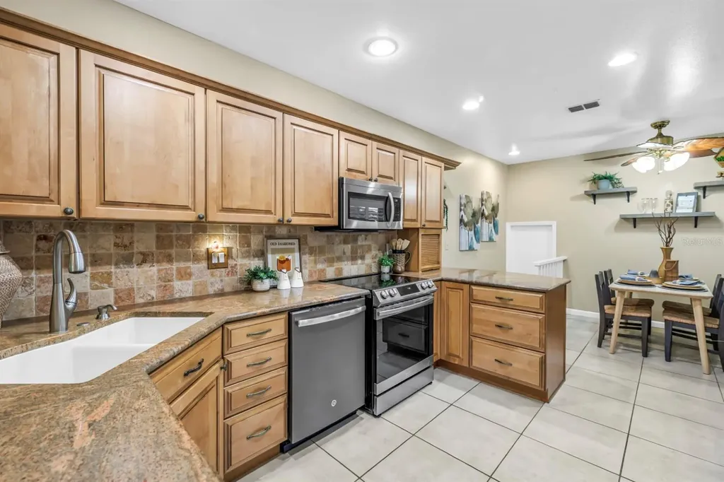 903 Pinellas Bayway S Tierra Verde FL 33715