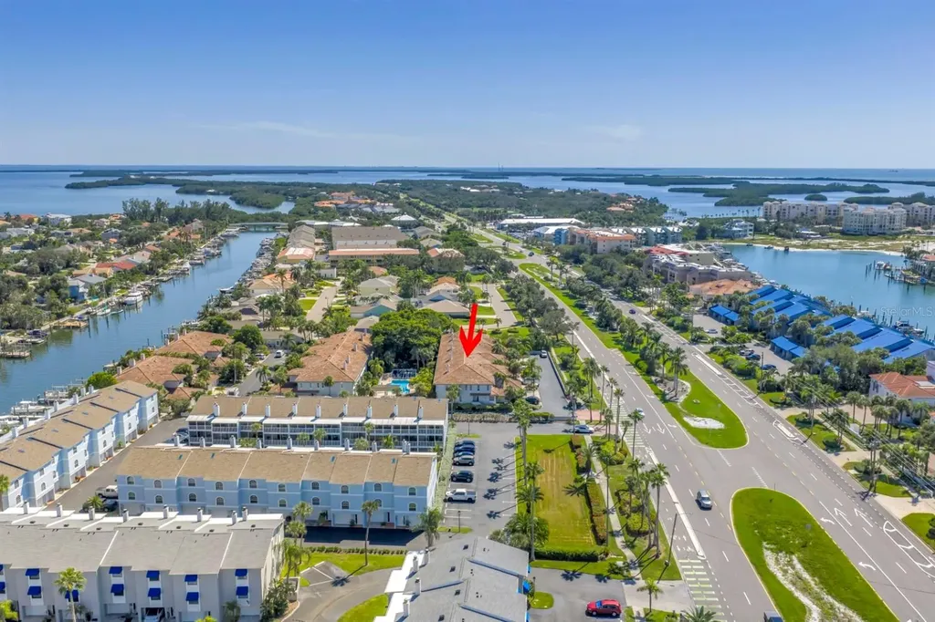 903 Pinellas Bayway S Tierra Verde FL 33715