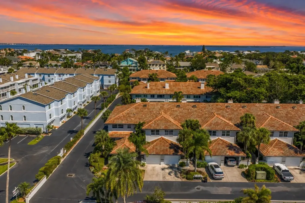 903 Pinellas Bayway S Tierra Verde FL 33715