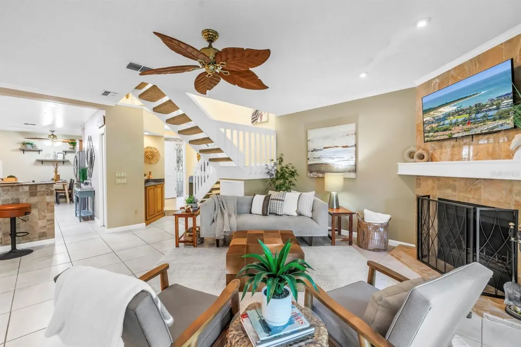 903 Pinellas Bayway S Tierra Verde FL 33715
