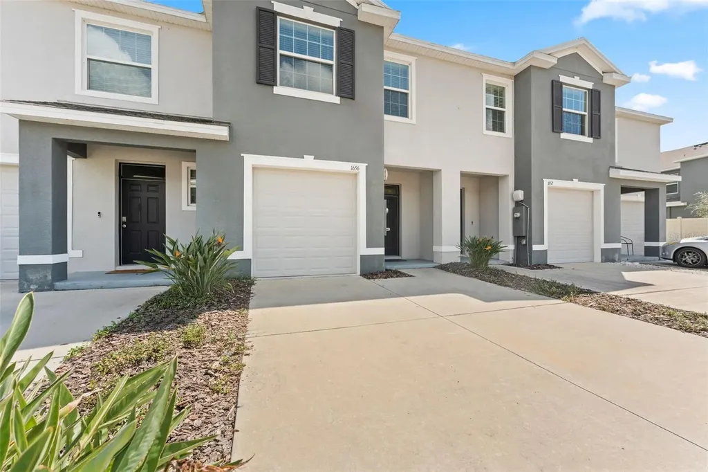 1656 Hubbell Road Wesley Chapel FL 33543