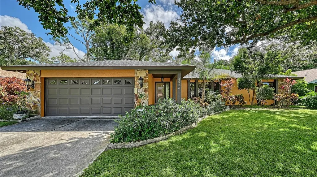 4873 Huntleigh Drive Sarasota FL 34233