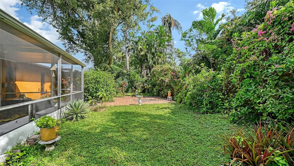4873 Huntleigh Drive Sarasota FL 34233
