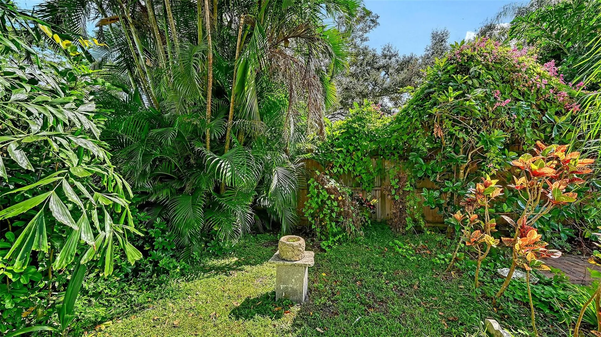 4873 Huntleigh Drive Sarasota FL 34233