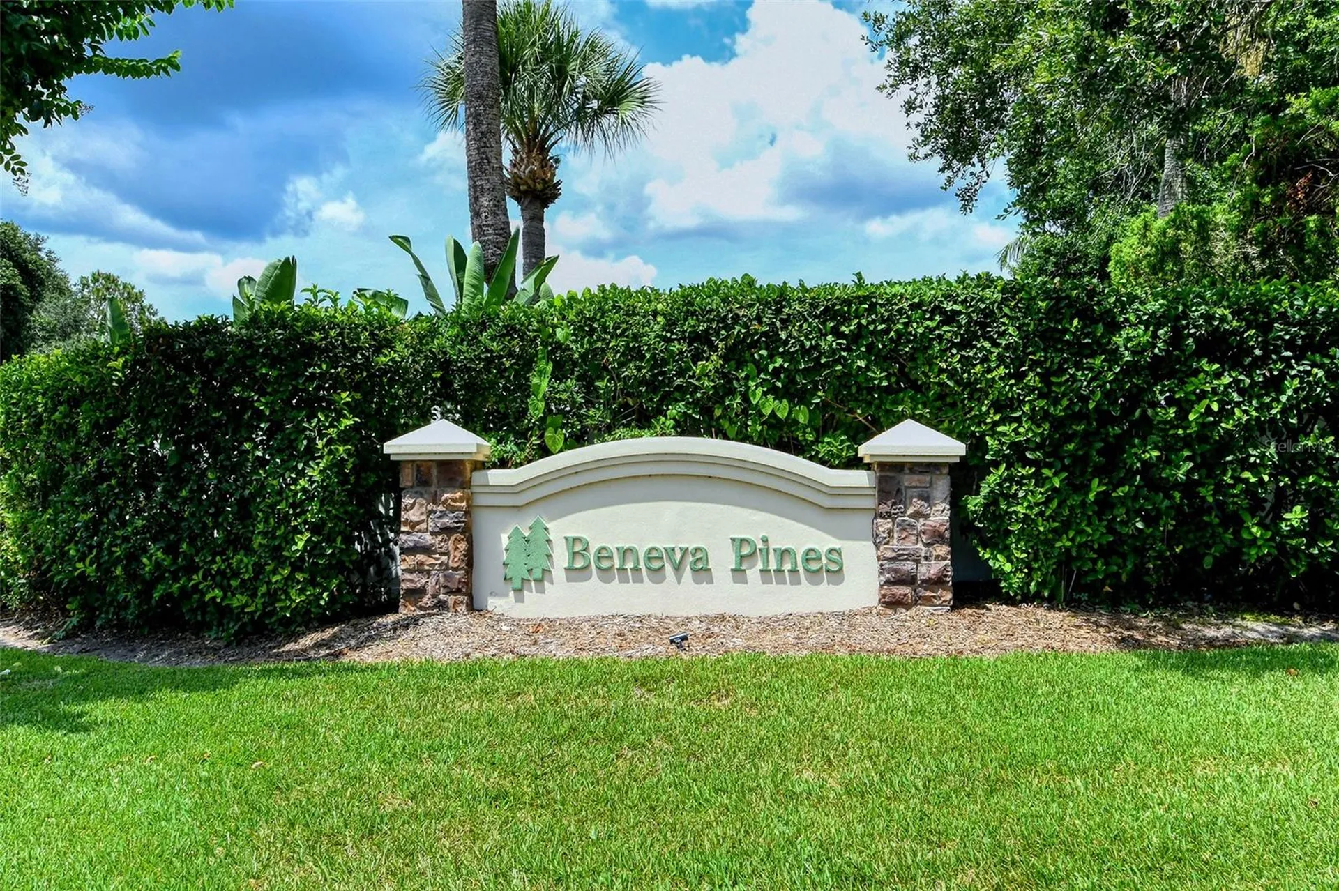 4873 Huntleigh Drive Sarasota FL 34233