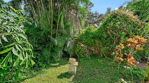 4873 Huntleigh Drive Sarasota FL 34233