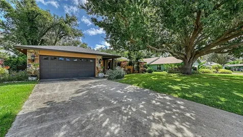 4873 Huntleigh Drive Sarasota FL 34233