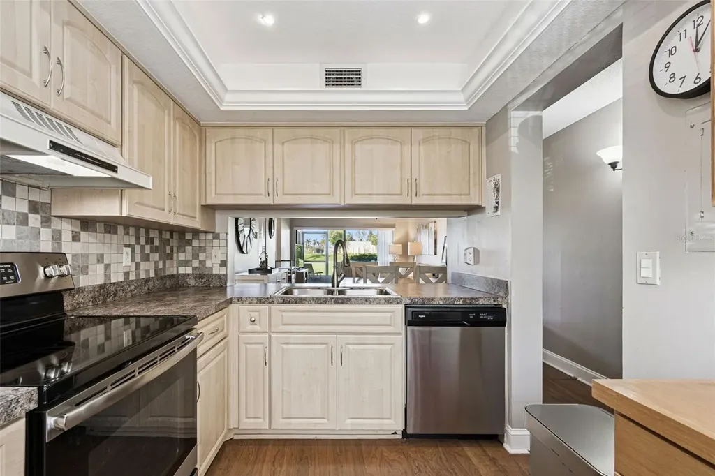 6105 Palma Del Mar Boulevard S St Petersburg FL 33715