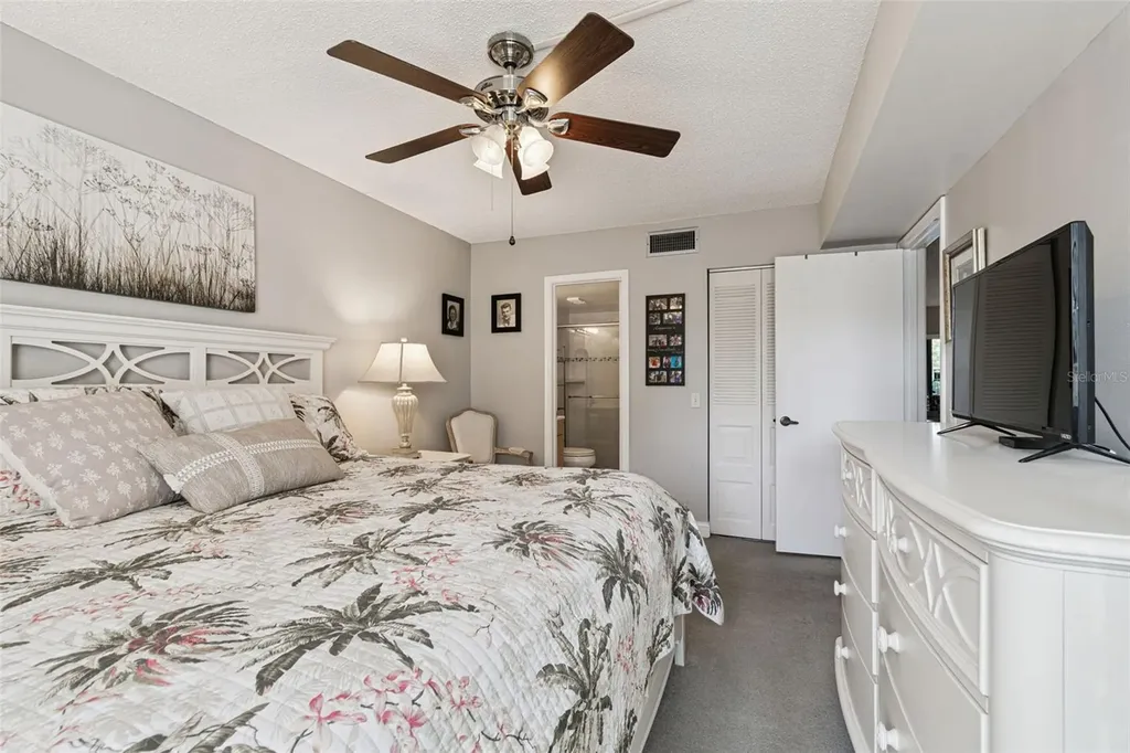 6105 Palma Del Mar Boulevard S St Petersburg FL 33715