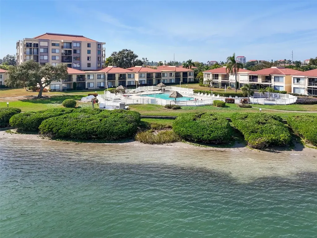 6105 Palma Del Mar Boulevard S St Petersburg FL 33715