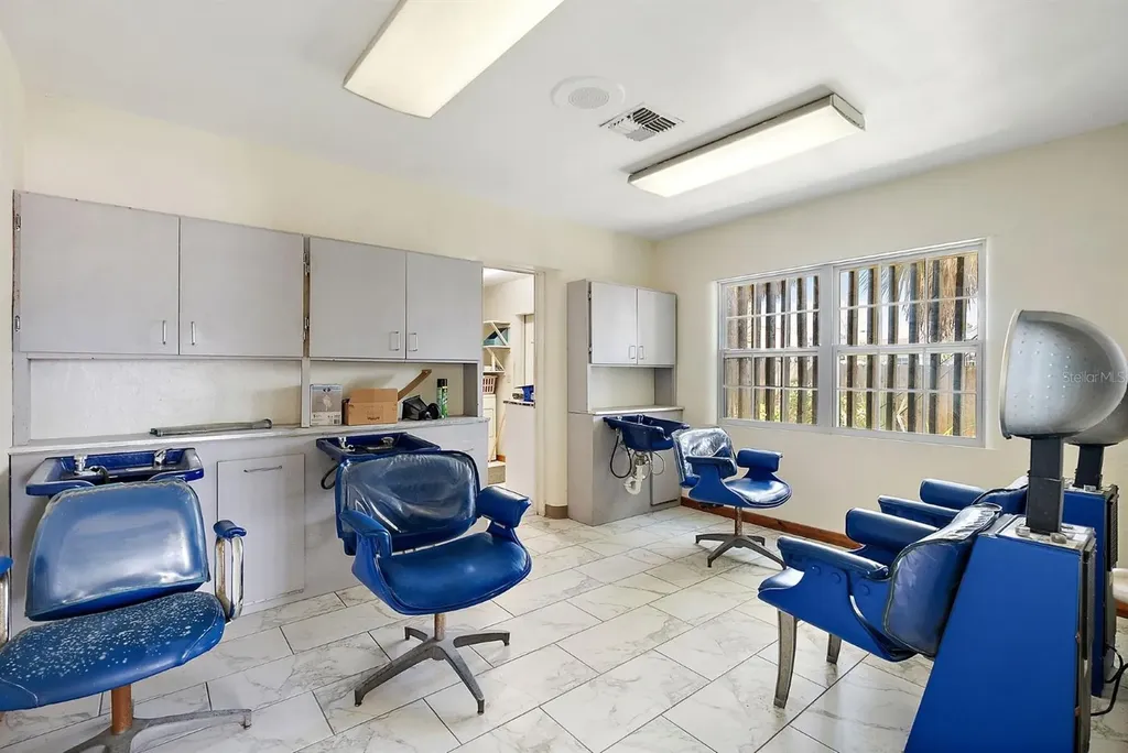 3425 22nd Avenue S St Petersburg FL 33711