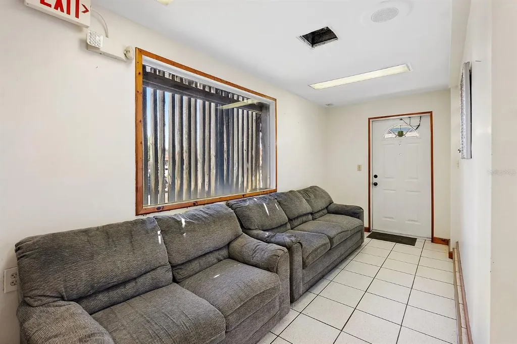 3425 22nd Avenue S St Petersburg FL 33711