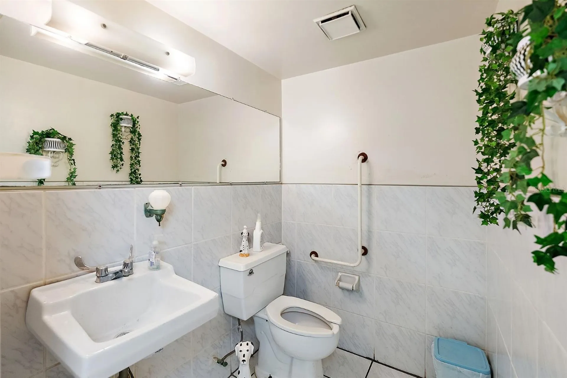 3425 22nd Avenue S St Petersburg FL 33711