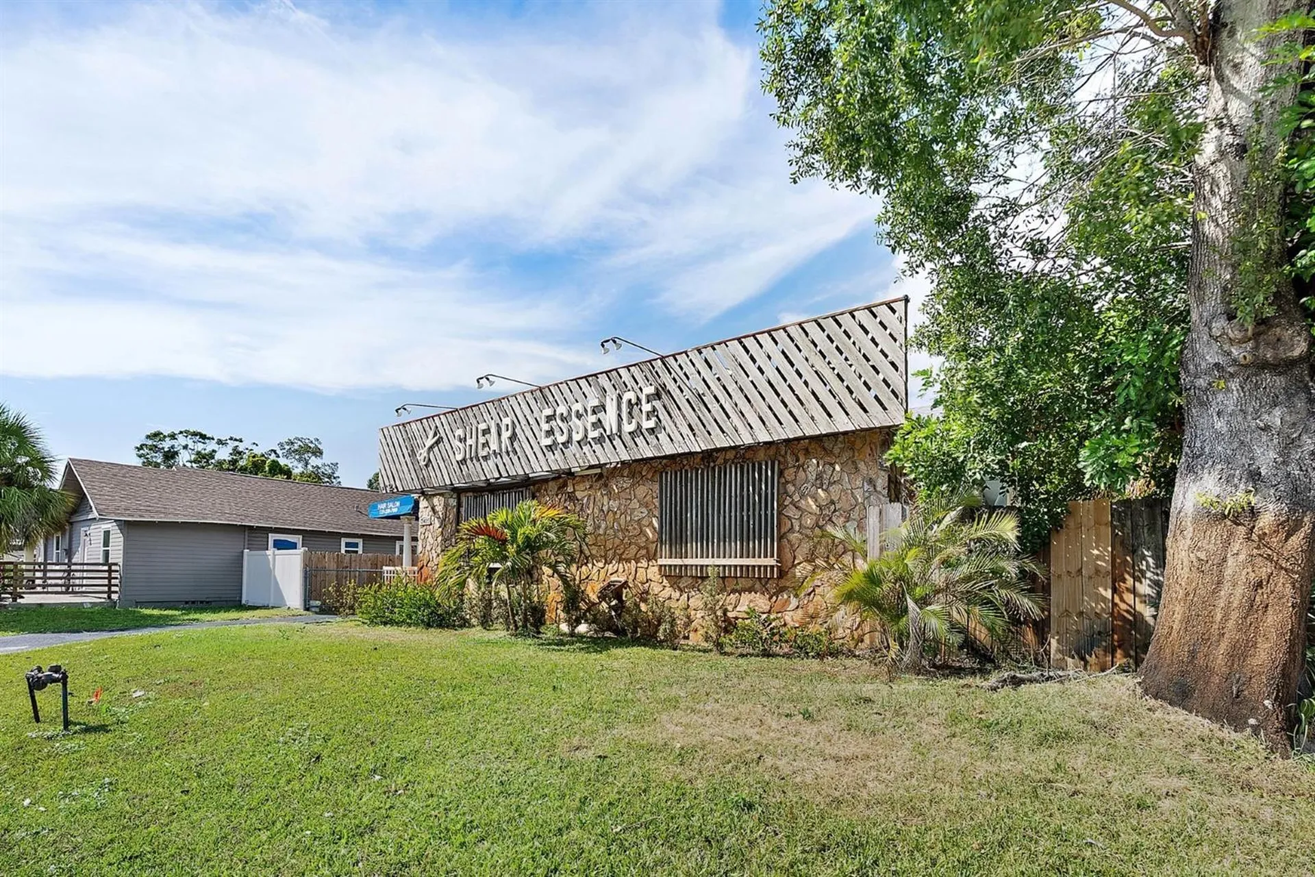 3425 22nd Avenue S St Petersburg FL 33711