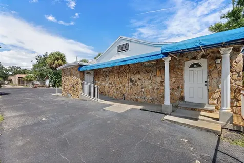 3425 22nd Avenue S St Petersburg FL 33711