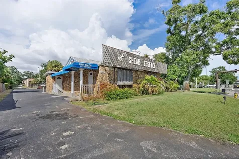 3425 22nd Avenue S St Petersburg FL 33711