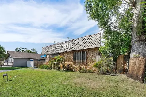 3425 22nd Avenue S St Petersburg FL 33711